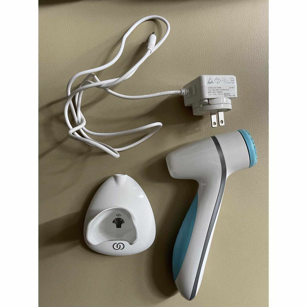 NU SKIN Lumispa 美顔器 ホワイト・ブルー NU SKIN Lumispa 美顔器 ホワイト・ブルー