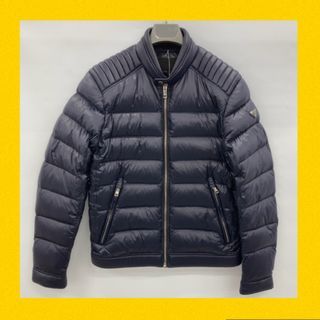 PRADA(ホワイト/白色系)のフリマアイテム一覧 PRADA(ホワイト/白色系)のフリマアイテム一覧