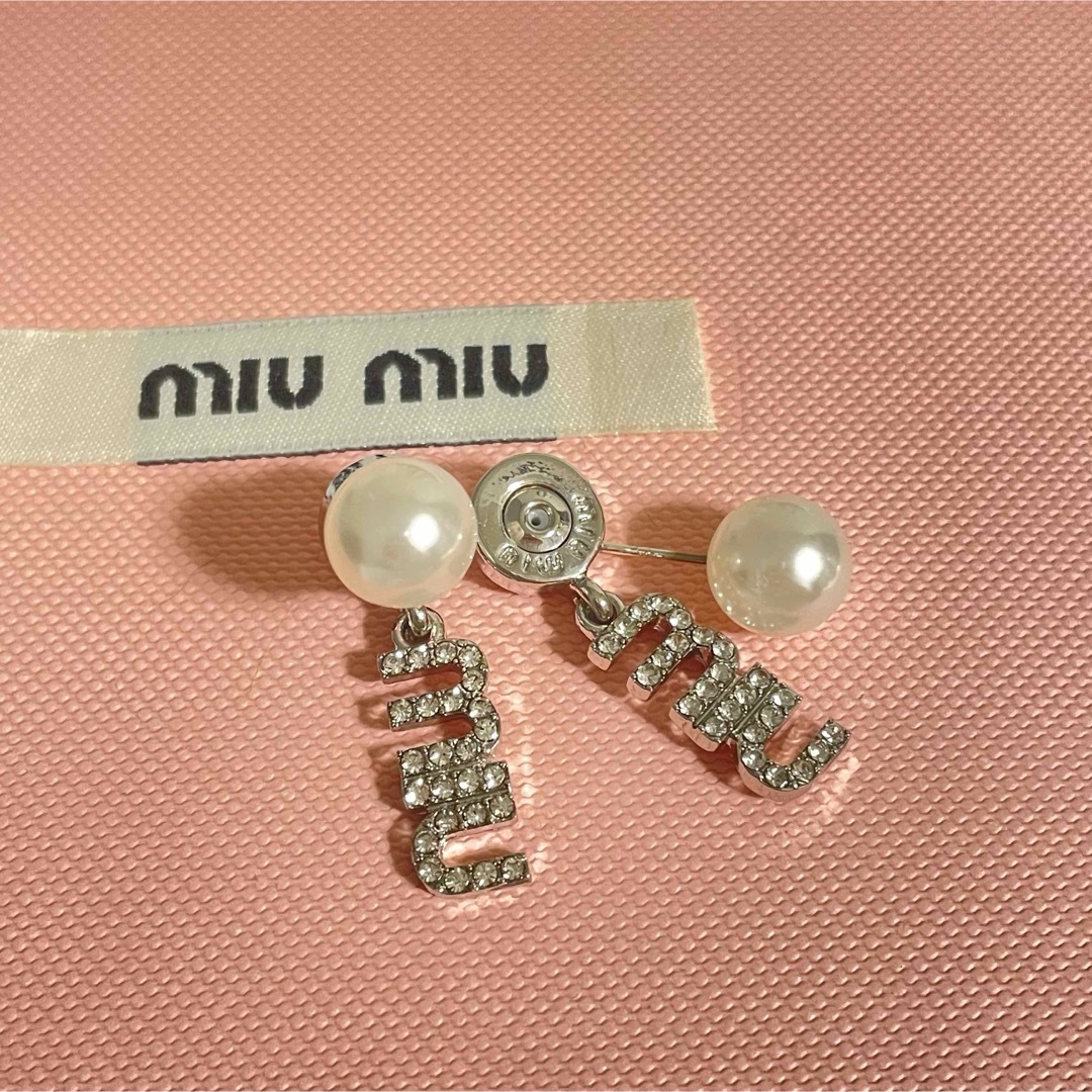 MIU MIU - MIUMIUピアス ミュウミュウ メタル×パールの通販 by MIU MIU - MIUMIUピアス ミュウミュウ メタル×パールの通販 by