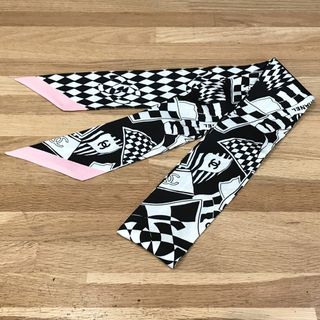 CHANEL(バンダナ/スカーフ)のフリマアイテム一覧 CHANEL(バンダナ/スカーフ)のフリマアイテム一覧