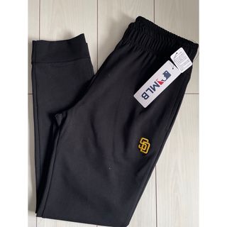メジャーリーグベースボール(MLB)の新品　 Lサイズ　MLB   パドレス　スウェットパンツ　ジョガー　黒(その他)