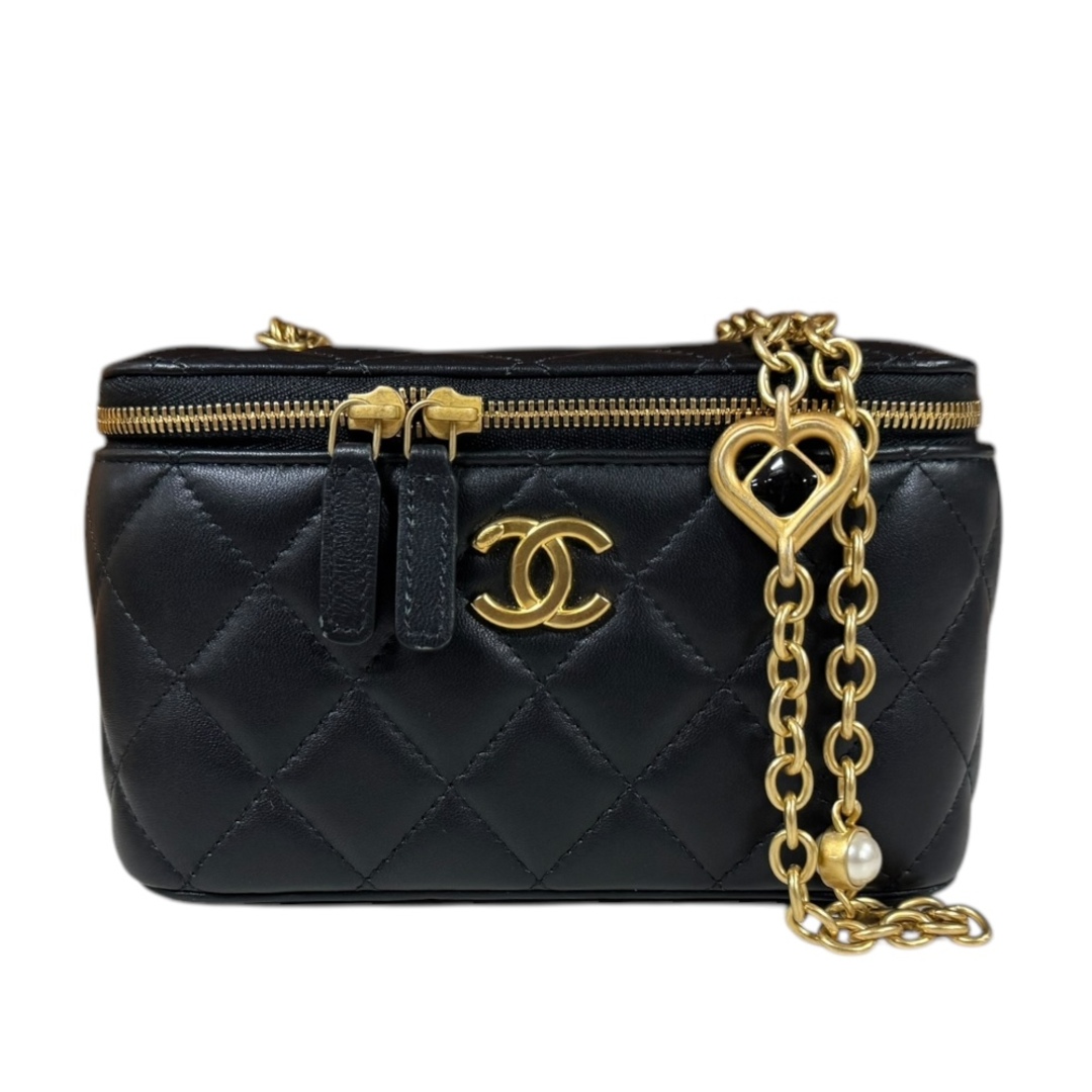 CHANEL - シャネル バニティケース ショルダーバッグ ラムスキン ブラック レディース CHANEL  中古