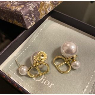 Dior(ピアス)のフリマアイテム一覧 Dior(ピアス)のフリマアイテム一覧