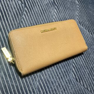 NATURAL BEAUTYナチュラルビューティー 長財布 ベージュ色 仕切り多