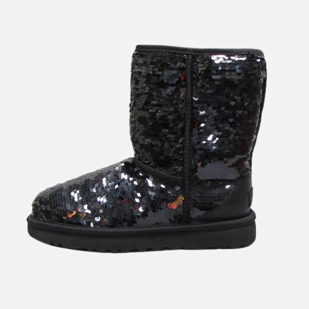 ☆新品☆UGG☆クラシックショートシークイン (Black/W6/23cm) ☆新品☆UGG☆クラシックショートシークイン (Black/W6/23cm)