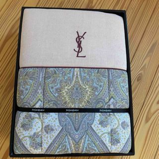 Yves Saint Laurent(布団)のフリマアイテム一覧 Yves Saint Laurent(布団)のフリマアイテム一覧