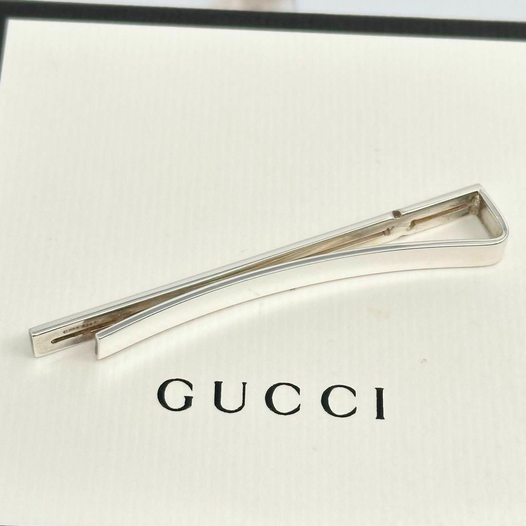 GUCCI グッチ インフィニティ ノット ネクタイピン シルバー 925製 GUCCI グッチ インフィニティ ノット ネクタイピン シルバー 925製