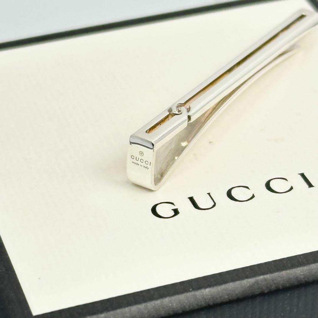 GUCCI グッチ インフィニティ ノット ネクタイピン シルバー 925製 GUCCI グッチ インフィニティ ノット ネクタイピン シルバー 925製