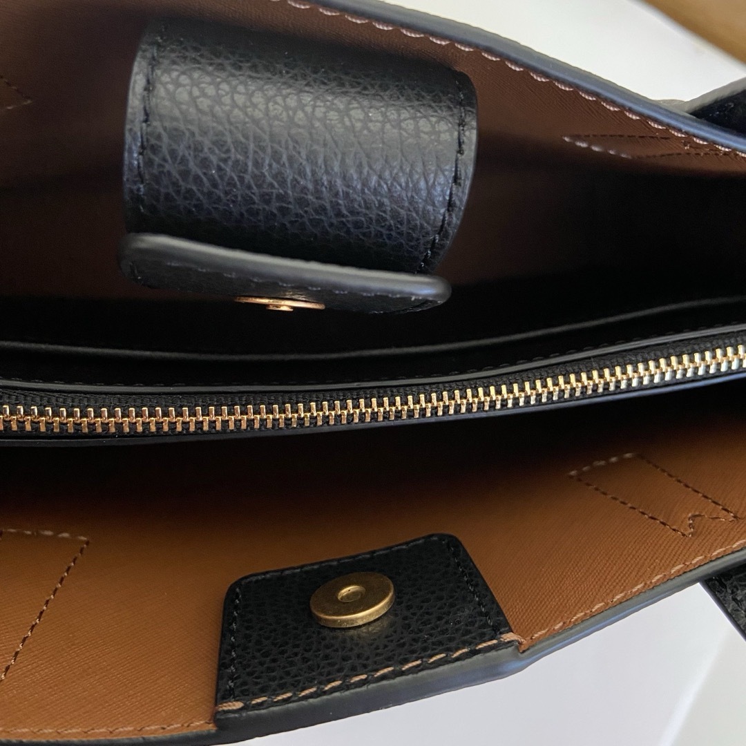 極美品】TORY BURCH トリーバーチ ハンドバッグ ショルダーバッグ 極美品】TORY BURCH トリーバーチ ハンドバッグ ショルダーバッグ
