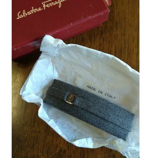 Salvatore Ferragamo(バレッタ/ヘアクリップ)のフリマアイテム一覧 Salvatore Ferragamo(バレッタ/ヘアクリップ)のフリマアイテム一覧