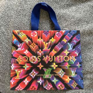 LOUIS VUITTON(ショップ袋)のフリマアイテム一覧 LOUIS VUITTON(ショップ袋)のフリマアイテム一覧