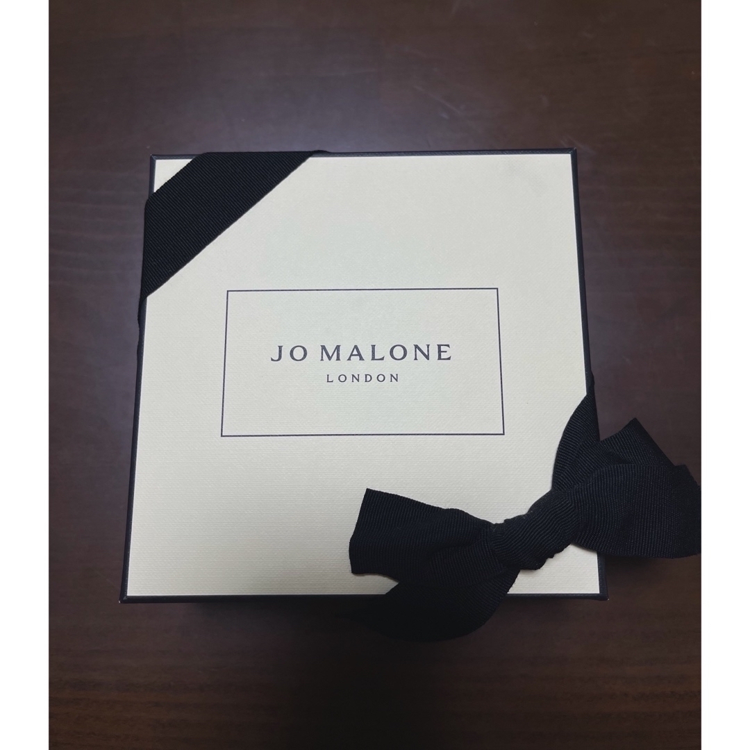 Jo Malone(ジョーマローン)のJO MALONE イングリッシュ　ペアー&フリージアハンドクリーム コスメ/美容のボディケア(ハンドクリーム)の商品写真