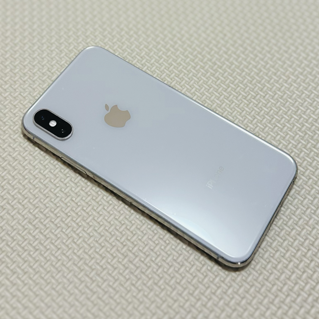 iPhone Xs シルバー 64GB SIMフリー 画面ひびあり iPhone Xs シルバー 64GB SIMフリー 画面ひびあり