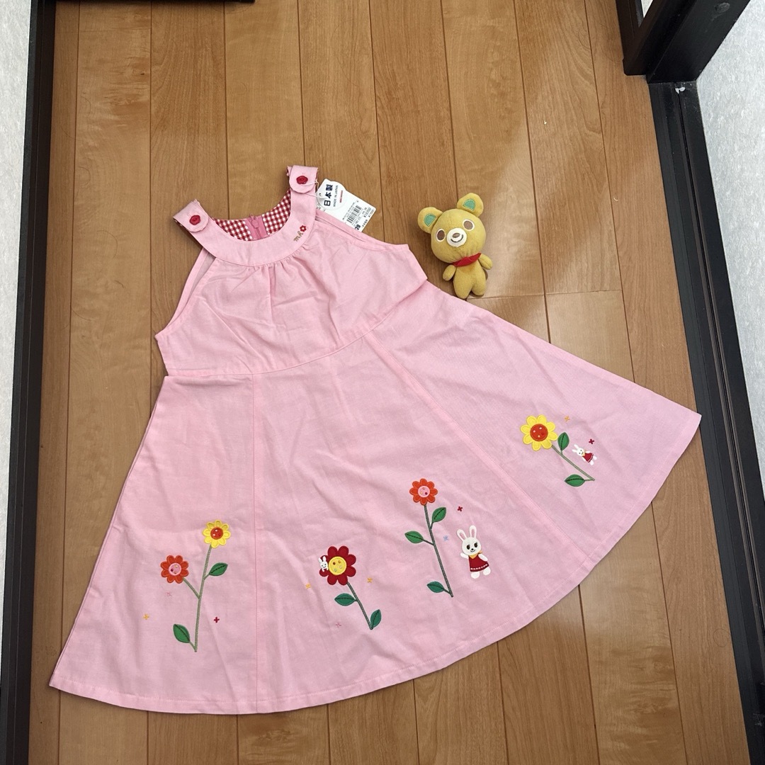 ミキハウス☆うさこちゃん☆ワンピース☆お花の刺繍☆ワッペン ミキハウス☆うさこちゃん☆ワンピース☆お花の刺繍☆ワッペン