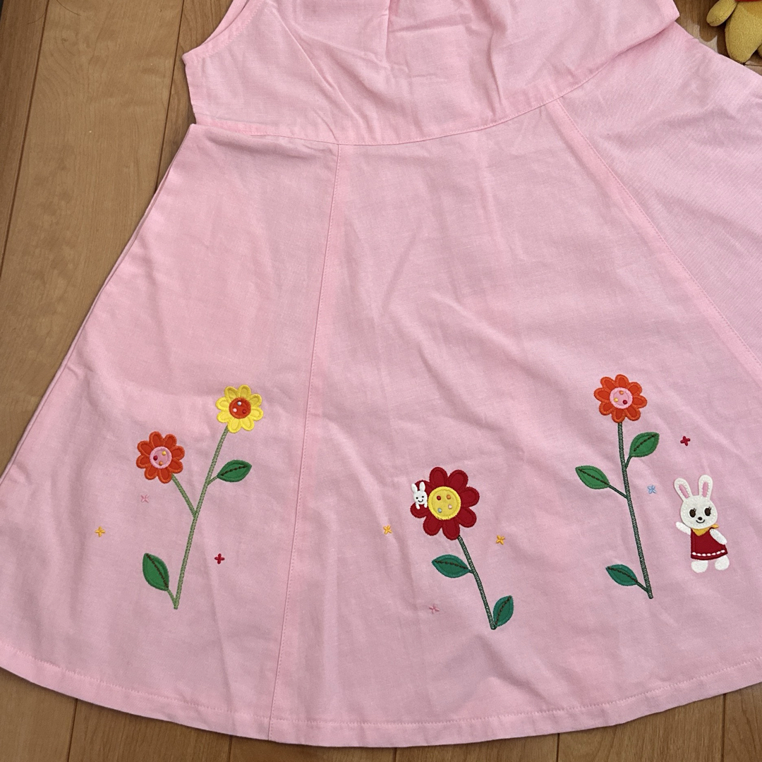 ミキハウス☆うさこちゃん☆ワンピース☆お花の刺繍☆ワッペン ミキハウス☆うさこちゃん☆ワンピース☆お花の刺繍☆ワッペン
