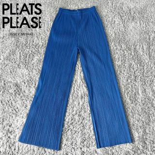 PLEATS PLEASE ISSEY MIYAKE(パンツ ・ ブルー・ネイビー/青色 PLEATS PLEASE ISSEY MIYAKE(パンツ ・ ブルー・ネイビー/青色