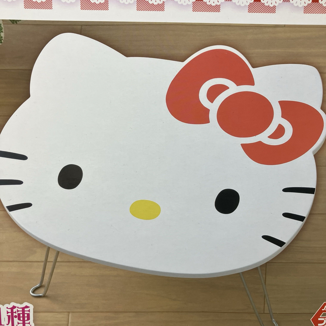 サンリオ - 【N①3371】ハローキティ フェイス型折りたたみ サンリオ - 【N①3371】ハローキティ フェイス型折りたたみ
