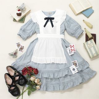 Amavel(ワンピース ・ ブルー・ネイビー/青色系)のフリマ Amavel(ワンピース ・ ブルー・ネイビー/青色系)のフリマ