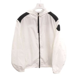MONCLER(ナイロンジャケット ・ ホワイト/白色系)のフリマ MONCLER(ナイロンジャケット ・ ホワイト/白色系)のフリマ