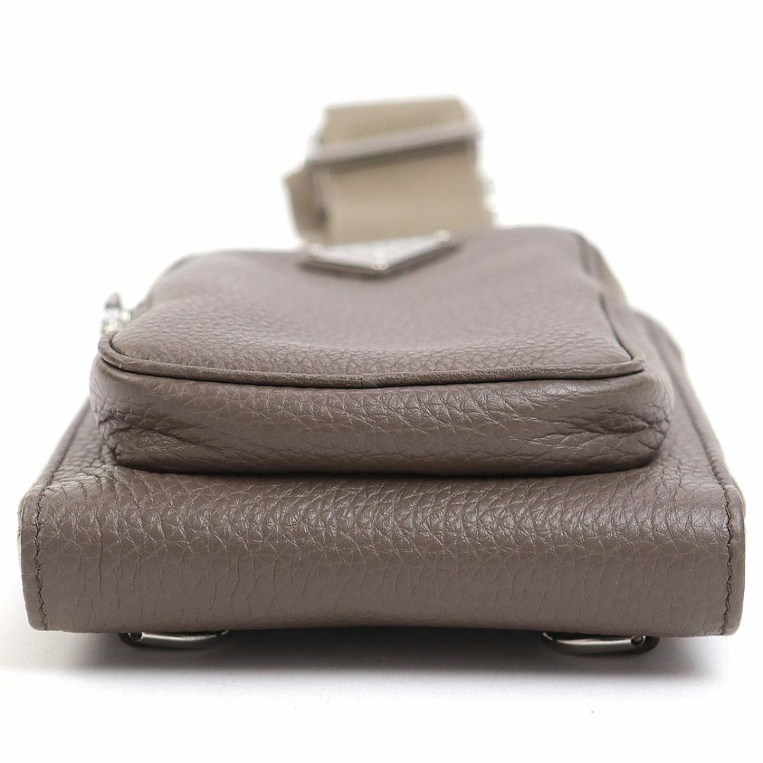 PRADA - 【新品同様】プラダ【PRADA】レザー スマートフォン PRADA - 【新品同様】プラダ【PRADA】レザー スマートフォン