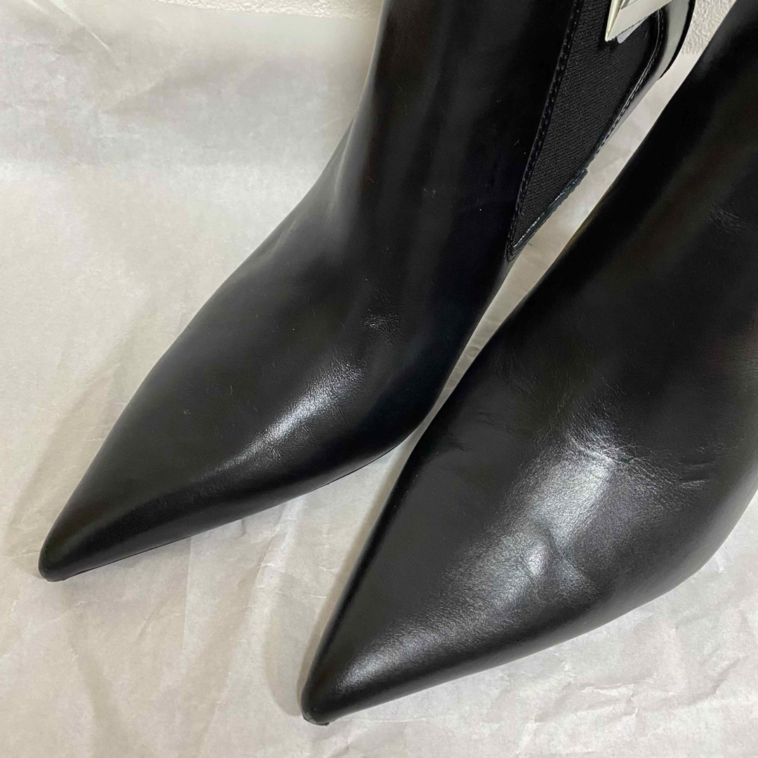 ZARA - 新品♡定価17990円!メタリックヒール レザーチェルシー ZARA - 新品♡定価17990円!メタリックヒール レザーチェルシー