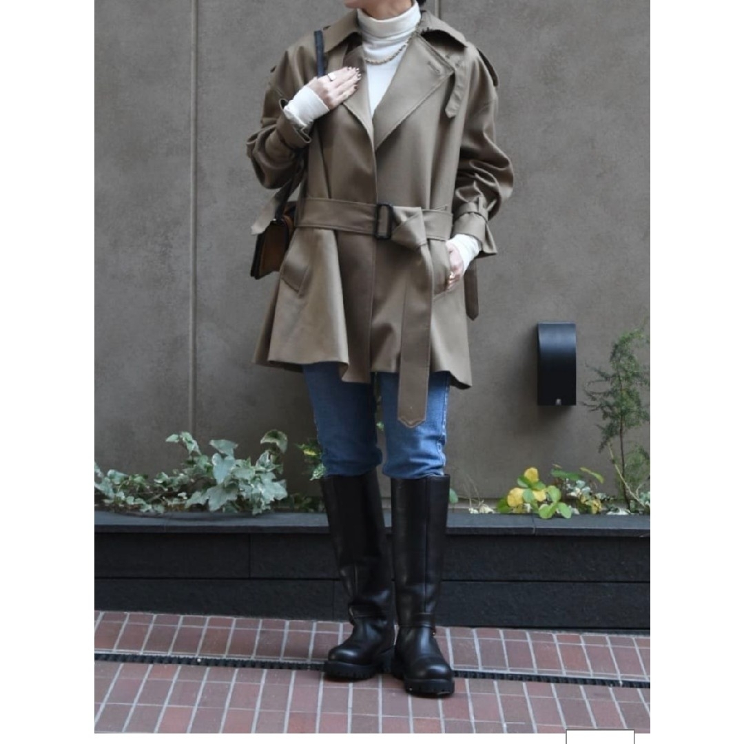 HYKE - 【HYKE(ハイク)】FLANNEL SHORT TRENCH COATの通販 by に HYKE - 【HYKE(ハイク)】FLANNEL SHORT TRENCH COATの通販 by に