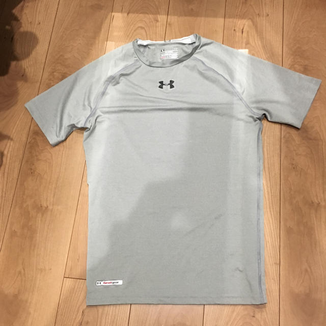 UNDER ARMOUR(アンダーアーマー)のアンダーアーマー Tシャツメンズ スポーツ/アウトドアのトレーニング/エクササイズ(トレーニング用品)の商品写真