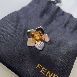 FENDI(ピアス(片耳用))のフリマアイテム一覧 FENDI(ピアス(片耳用))のフリマアイテム一覧