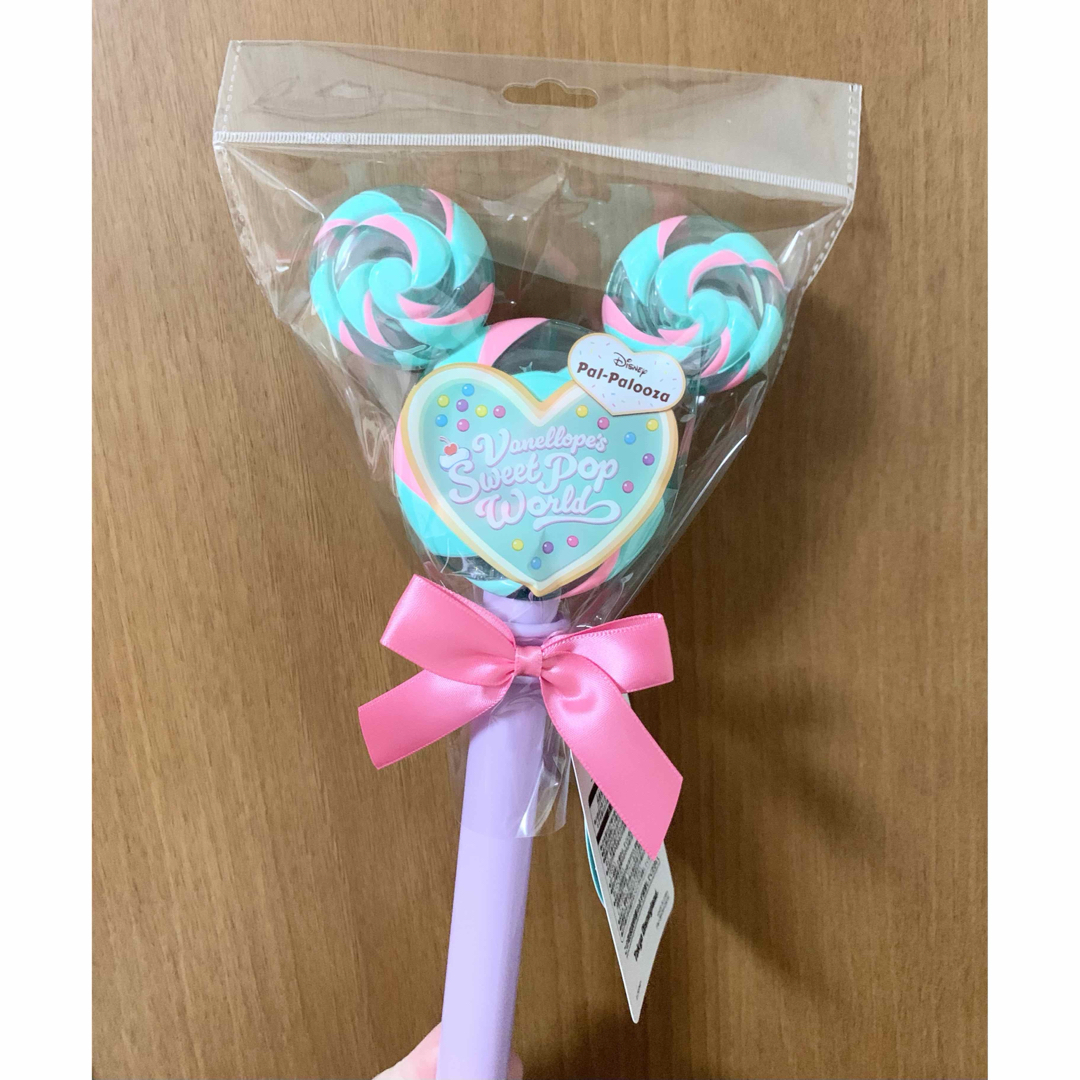 Disney(ディズニー)のディズニー パルパルーザ スウィートポッピン スティック ヴァネロぺ エンタメ/ホビーのおもちゃ/ぬいぐるみ(キャラクターグッズ)の商品写真