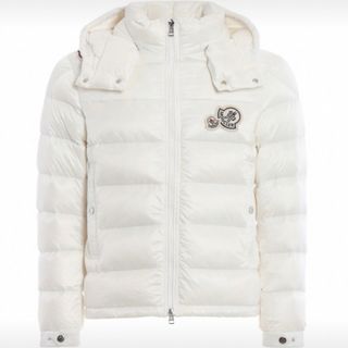 MONCLER(ショート ・ ダウンジャケット)のフリマアイテム一覧 MONCLER(ショート ・ ダウンジャケット)のフリマアイテム一覧