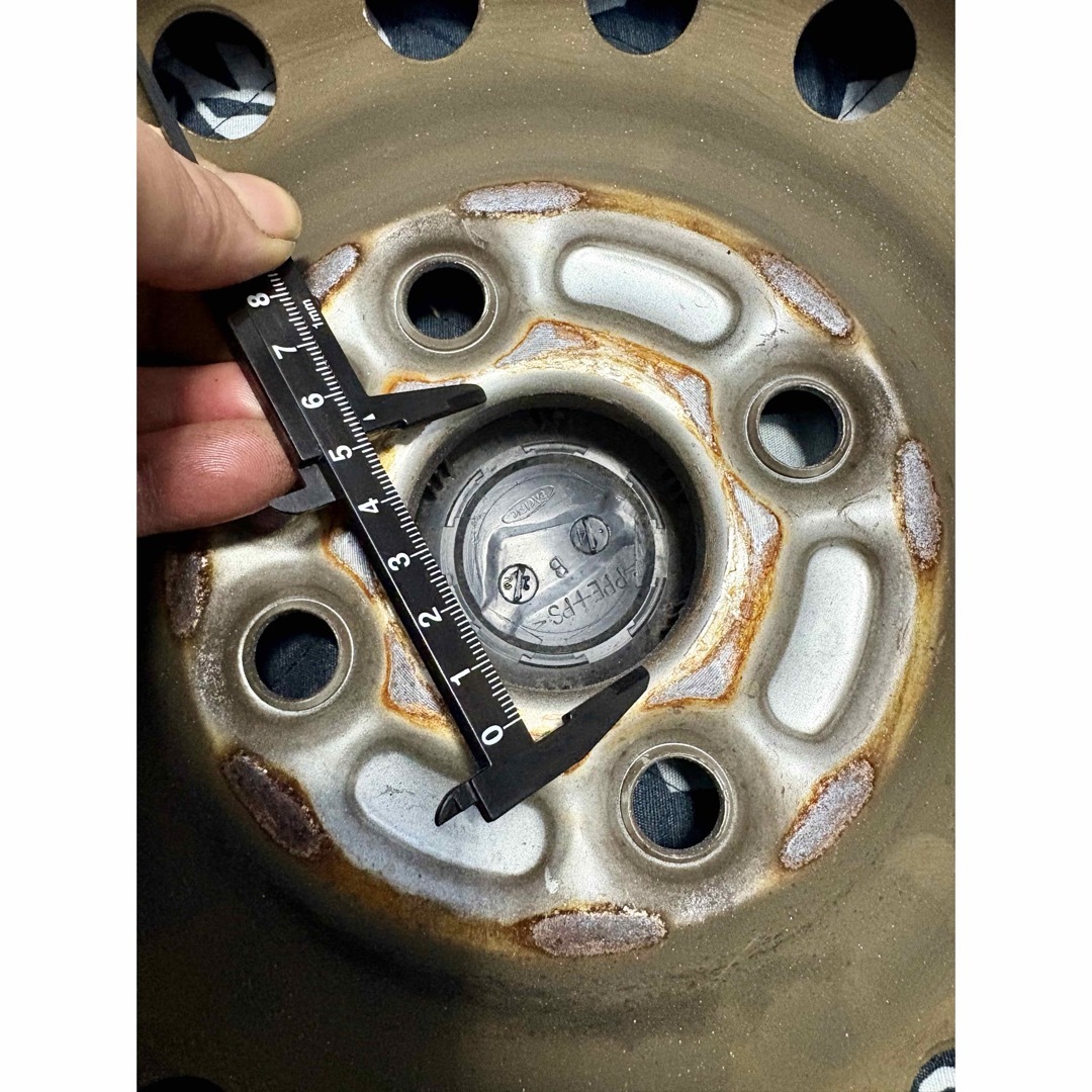 ⑫軽トラ・箱バン用の新品ゴツゴツタイヤと中古テッチンホイール ⑫軽トラ・箱バン用の新品ゴツゴツタイヤと中古テッチンホイール