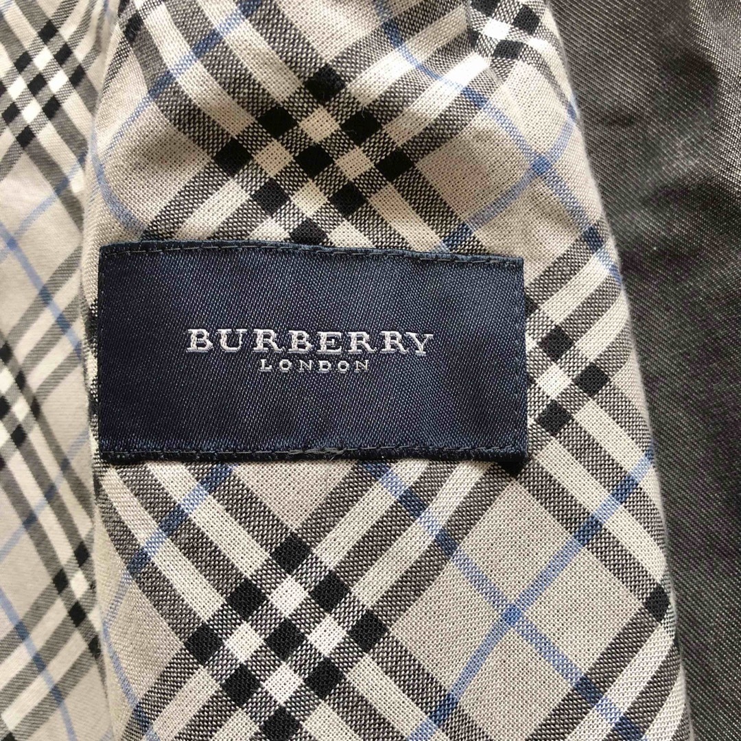BURBERRY LONDON♪スプリングコート チェック フード 大きめ BURBERRY LONDON♪スプリングコート チェック フード 大きめ
