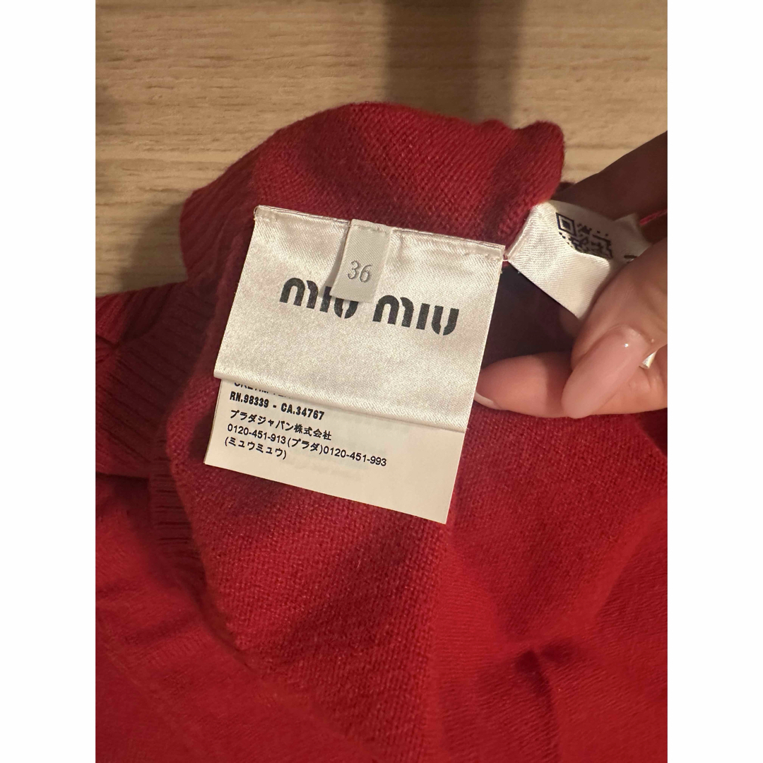 MIUMIU 赤 ニットセーター サイズ36 トップス MIUMIU 赤 ニットセーター サイズ36 トップス