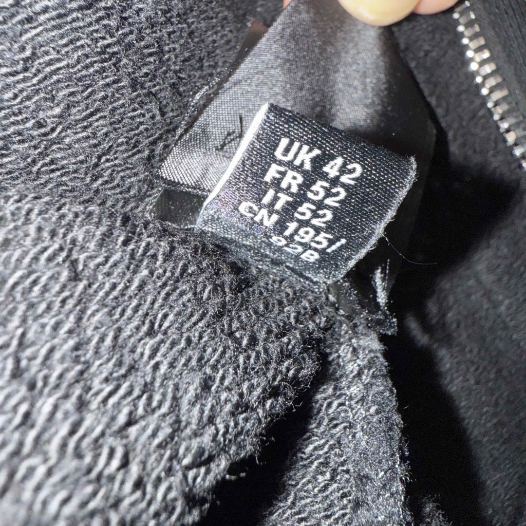 AMIRI - 【国内正規】AMIRI ブラック ZIP フード付きパーカー XL AMIRI - 【国内正規】AMIRI ブラック ZIP フード付きパーカー XL