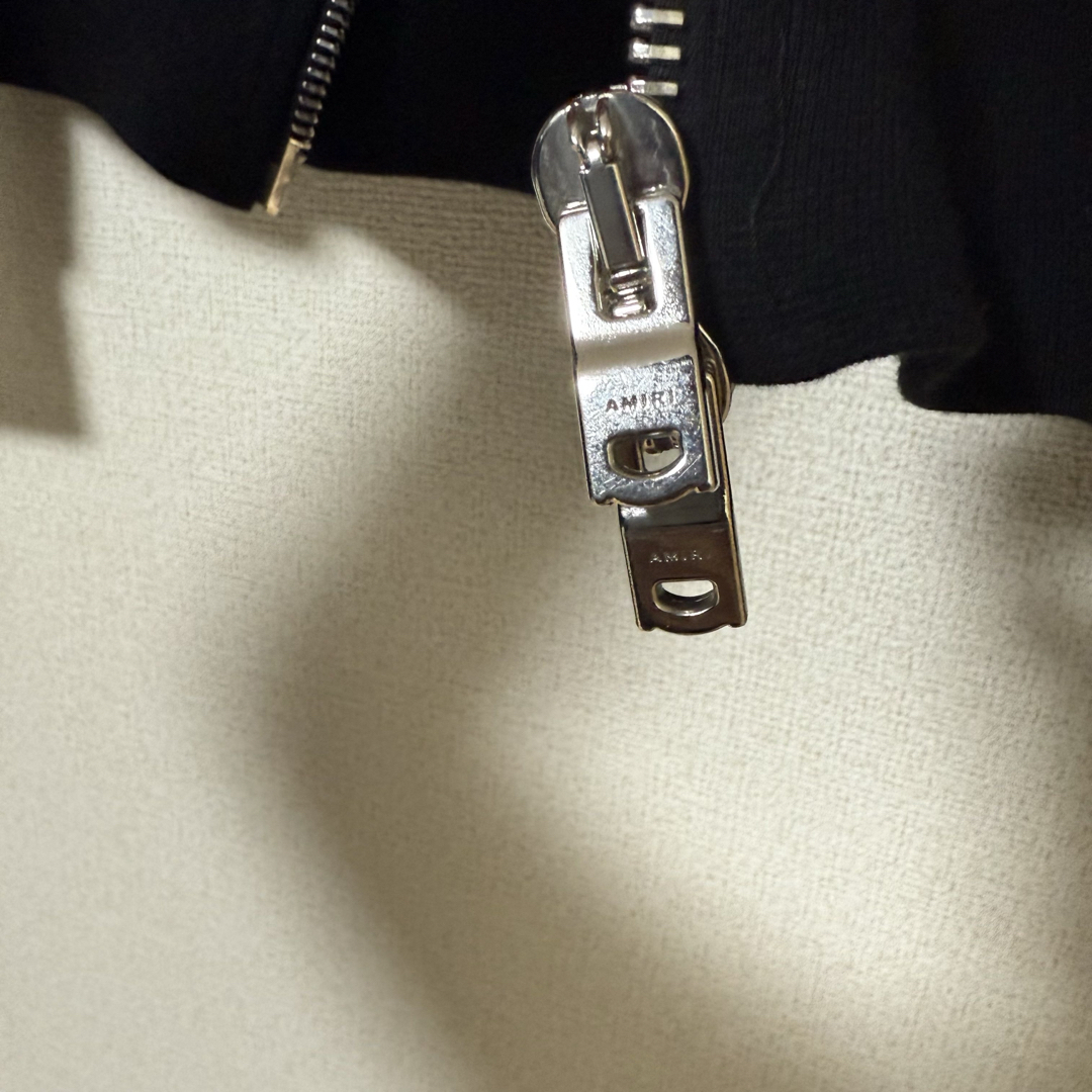 AMIRI - 【国内正規】AMIRI ブラック ZIP フード付きパーカー XL AMIRI - 【国内正規】AMIRI ブラック ZIP フード付きパーカー XL