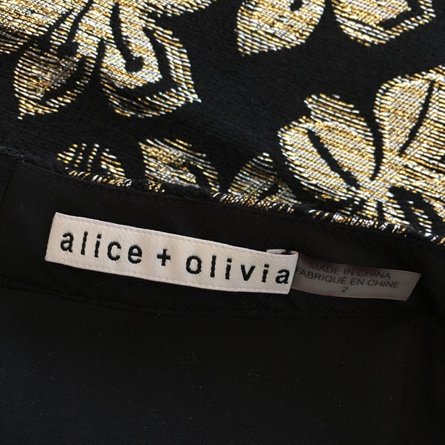 Alice+Olivia(アリスアンドオリビア)のアリスアンドオリビア スカート レディースのスカート(ミニスカート)の商品写真