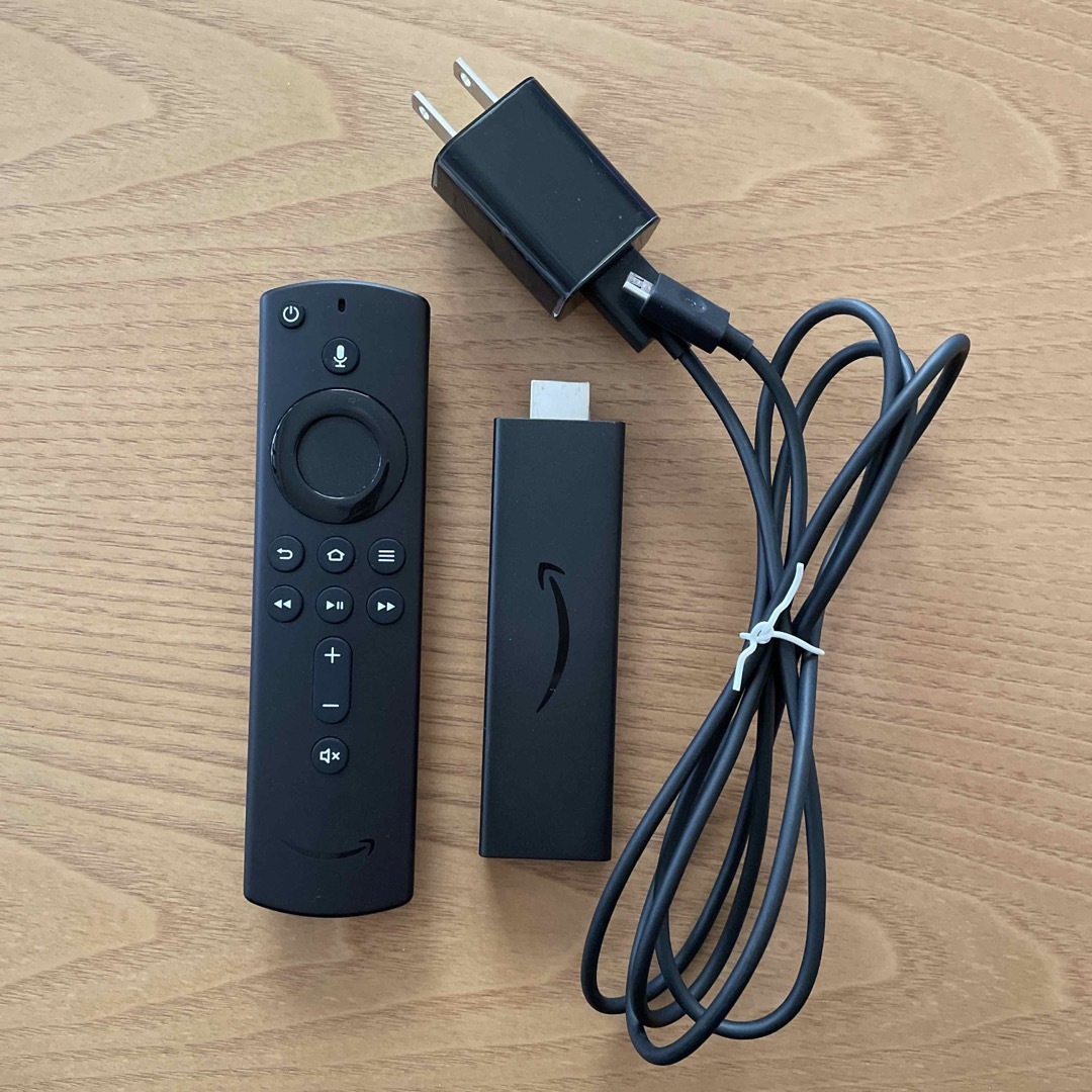 Amazon(アマゾン)のAmazon Fire TV Stick 4K スマホ/家電/カメラのテレビ/映像機器(その他)の商品写真