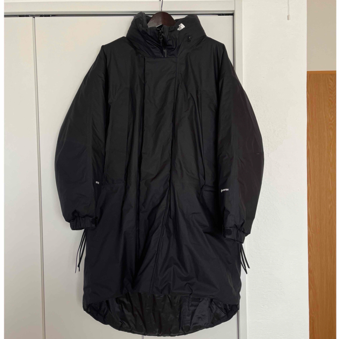M HYKE THE NORTH FACE モンスターパーカー kaws M HYKE THE NORTH FACE モンスターパーカー kaws