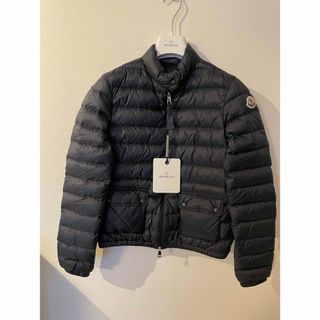 MONCLER(ダウンジャケット)のフリマアイテム一覧 MONCLER(ダウンジャケット)のフリマアイテム一覧