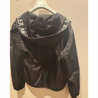 MONCLER(ナイロンジャケット ・ ブラック/黒色系)のフリマ MONCLER(ナイロンジャケット ・ ブラック/黒色系)のフリマ