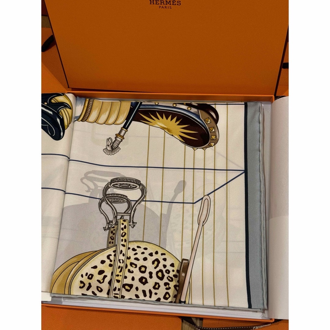 HERMES - エルメス25SS新作カレ 90《すべては鞍の中に》の通販 HERMES - エルメス25SS新作カレ 90《すべては鞍の中に》の通販