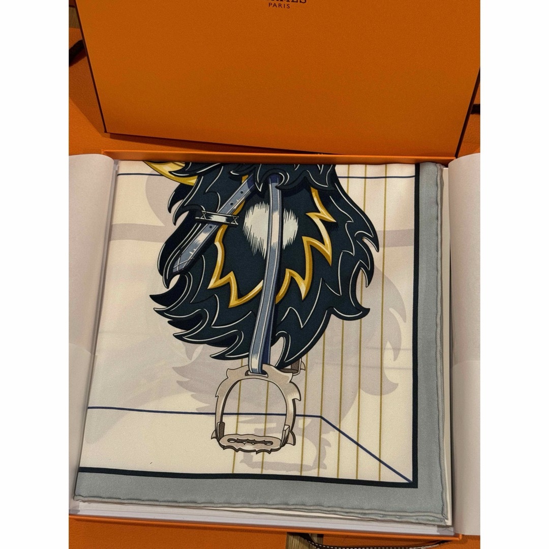 HERMES - エルメス25SS新作カレ 90《すべては鞍の中に》の通販 HERMES - エルメス25SS新作カレ 90《すべては鞍の中に》の通販