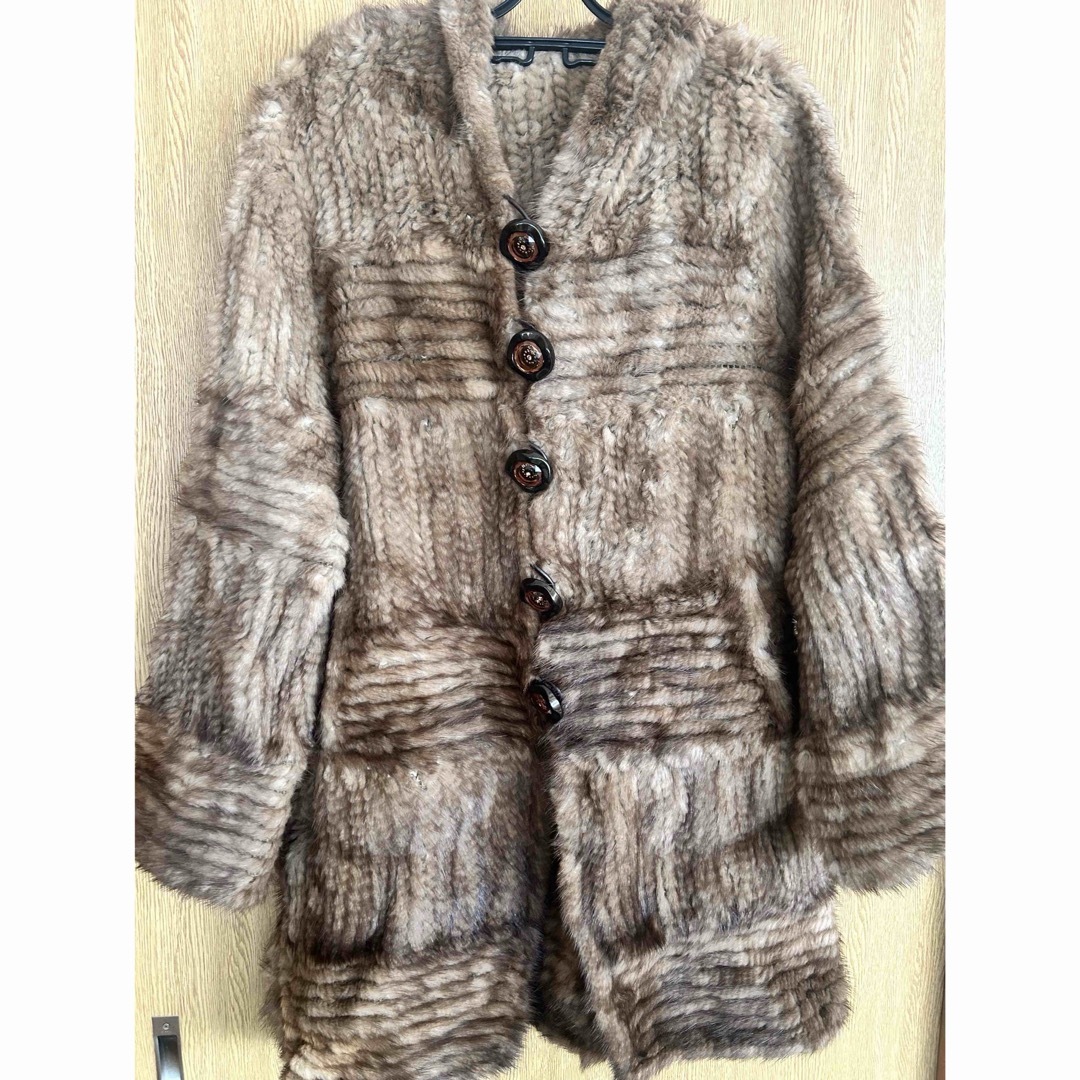 超美品 VISCARDI イタリア製ムンク毛皮コート|レディース 超美品 VISCARDI イタリア製ムンク毛皮コート|レディース