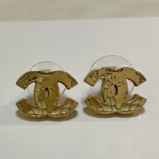 CHANEL - chanel地図柄ピアスマップシャネルccロゴヴィトン CHANEL - chanel地図柄ピアスマップシャネルccロゴヴィトン