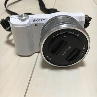 ソニー(SONY)のsony ミラーレス一眼レフ α5100(ミラーレス一眼)