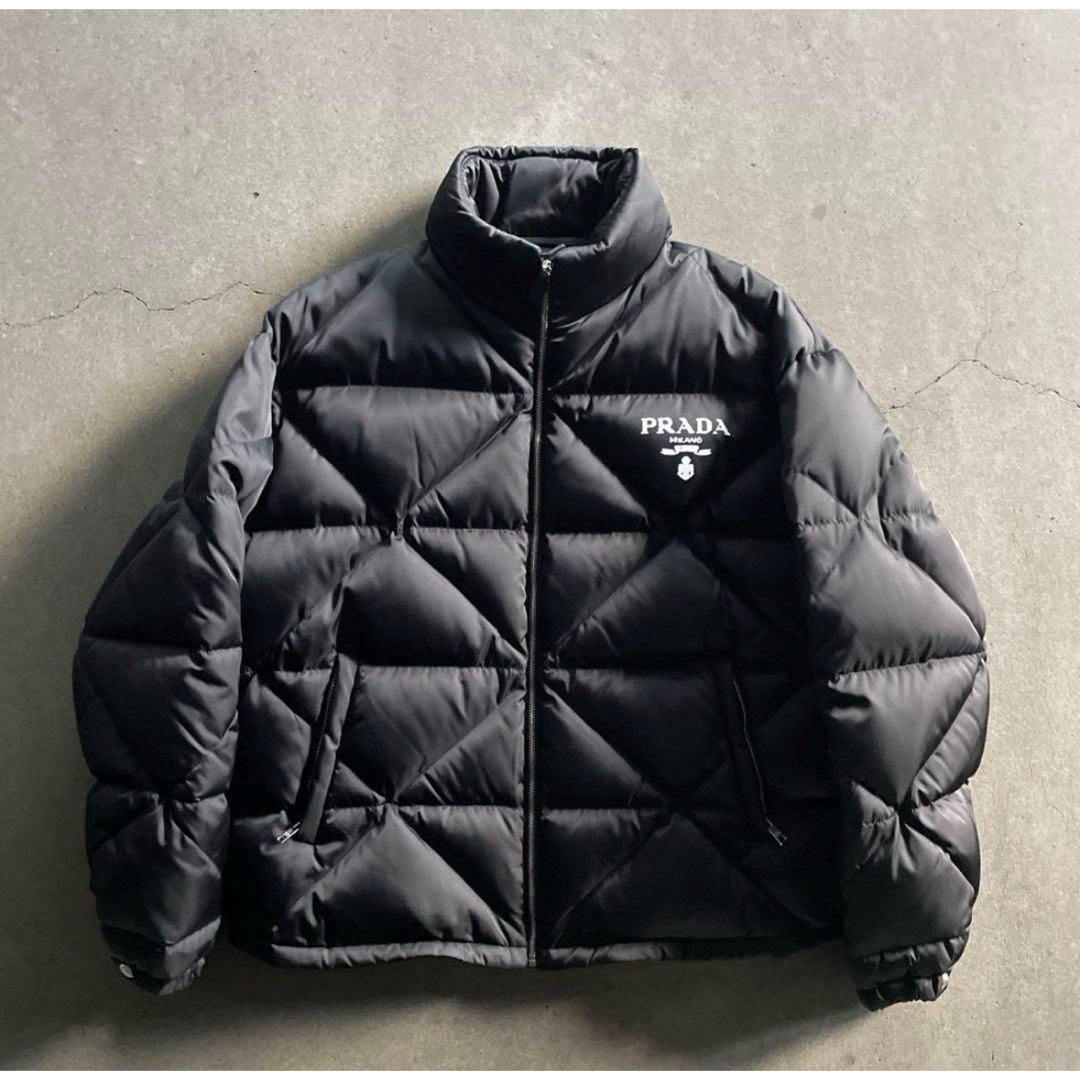 PRADA - 2022aw prada sgb803 re nylon down jacketの通販 by PRADA - 2022aw prada sgb803 re nylon down jacketの通販 by