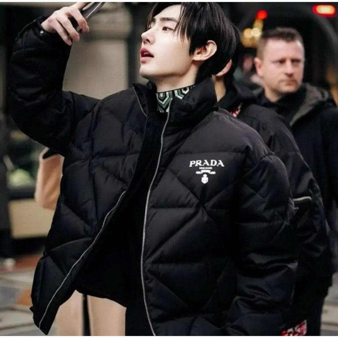PRADA - 2022aw prada sgb803 re nylon down jacketの通販 by PRADA - 2022aw prada sgb803 re nylon down jacketの通販 by