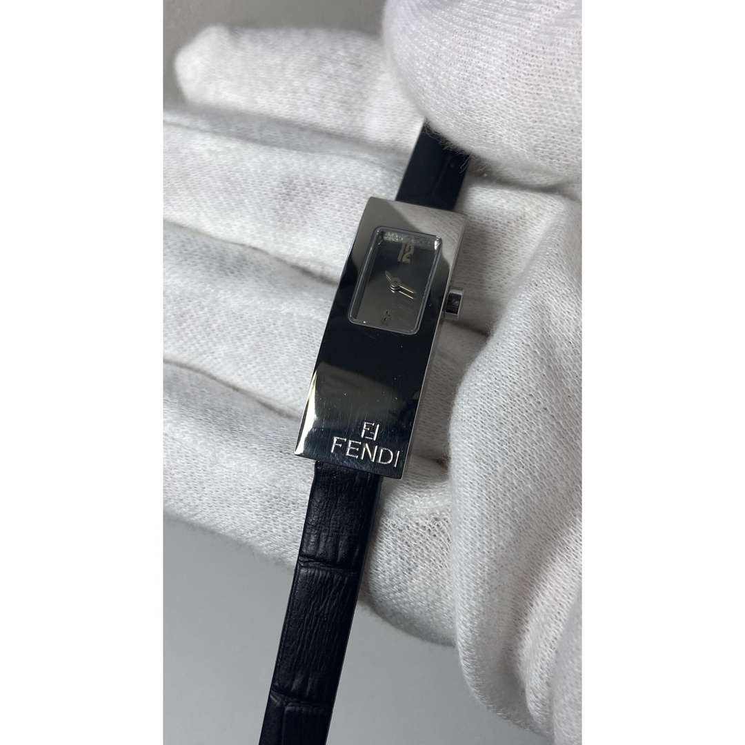 FENDI - 稼働 FENDI ベルト&電池新品 レディース クォーツ FENDI - 稼働 FENDI ベルト&電池新品 レディース クォーツ