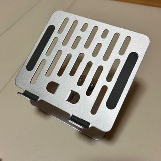 iPadスタンド ノートパソコン スタンド PC 角度調整 シルバー(PC周辺機器)