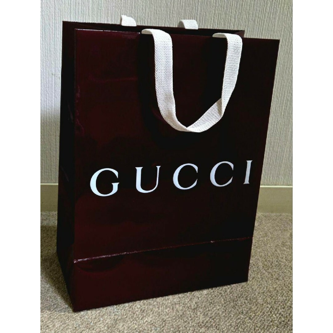 GUCCI - GUCCI グッチ ショッパー ショップ袋 紙袋の通販 by ね GUCCI - GUCCI グッチ ショッパー ショップ袋 紙袋の通販 by ね